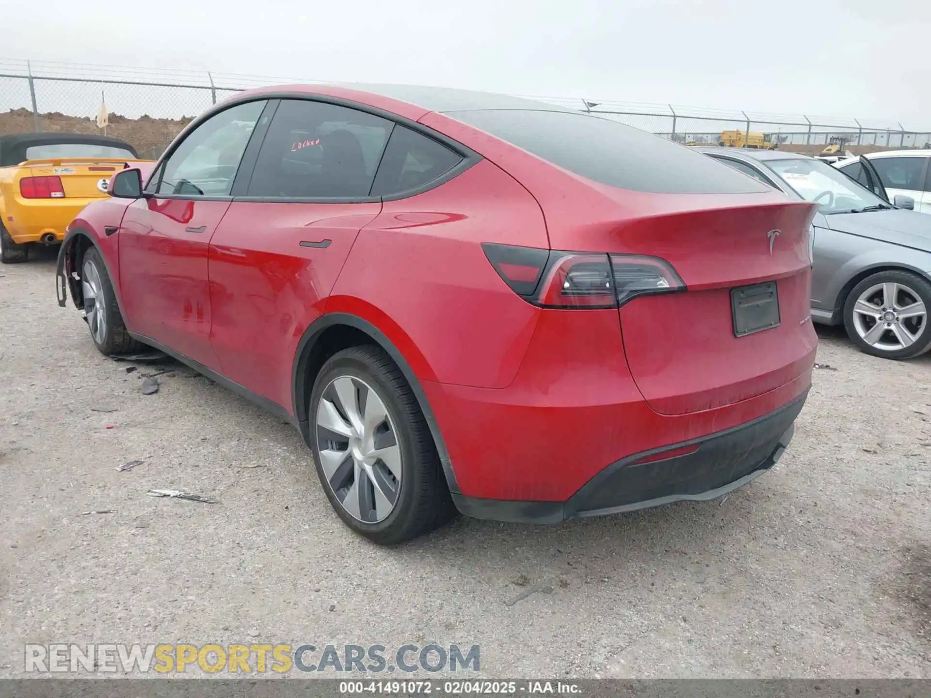 3 Photograph of a damaged car 7SAYGDEE6PA027497 TESLA MODEL Y 2023