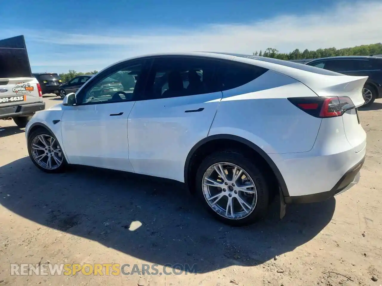 2 Photograph of a damaged car 7SAYGDEE6PA045966 TESLA MODEL Y 2023
