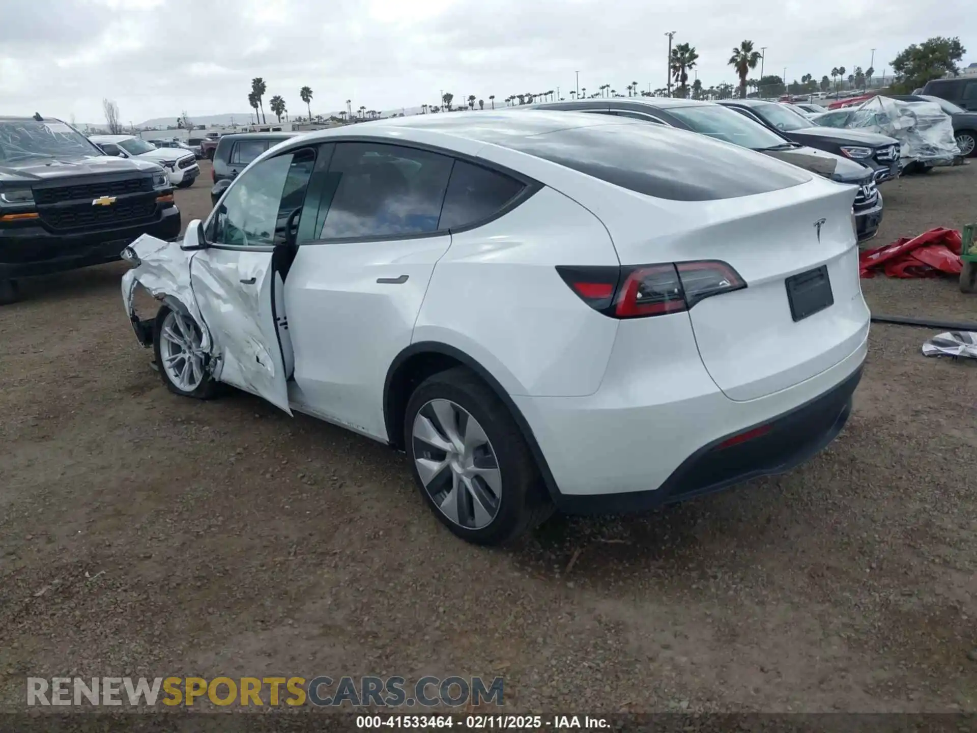 3 Photograph of a damaged car 7SAYGDEE6PA064162 TESLA MODEL Y 2023