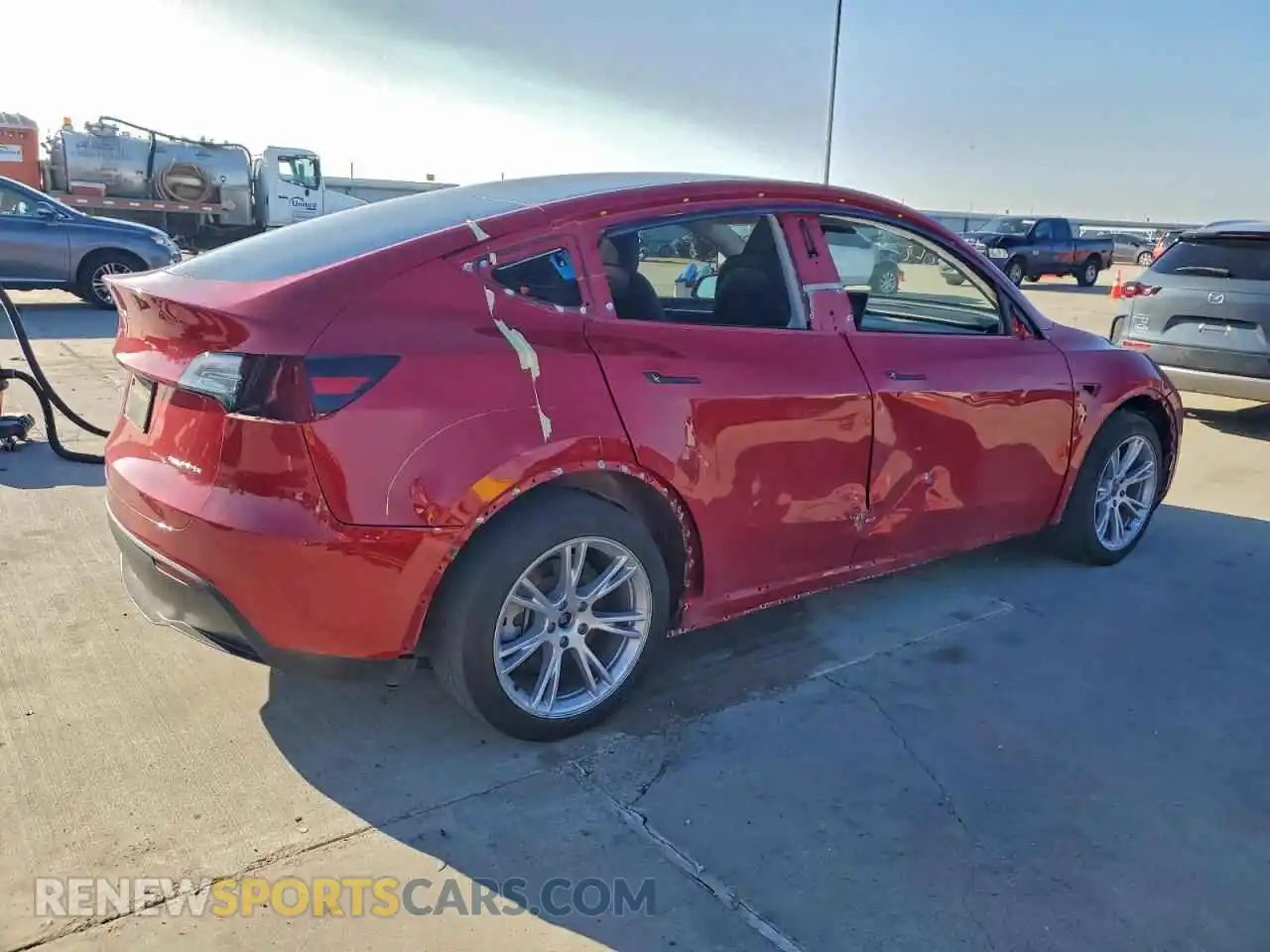 3 Photograph of a damaged car 7SAYGDEE6PA090678 TESLA MODEL Y 2023