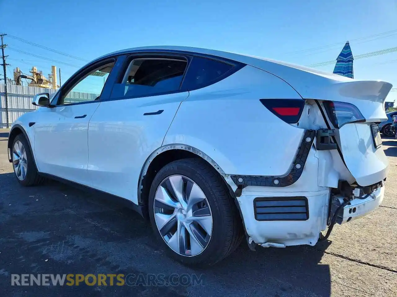 2 fotografías del automóvil dañado 7SAYGDEE6PA093399 TESLA MODEL Y 2023
