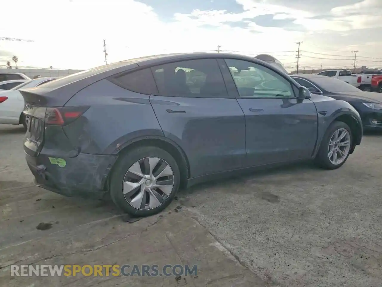 3 Photograph of a damaged car 7SAYGDEE6PA117037 TESLA MODEL Y 2023