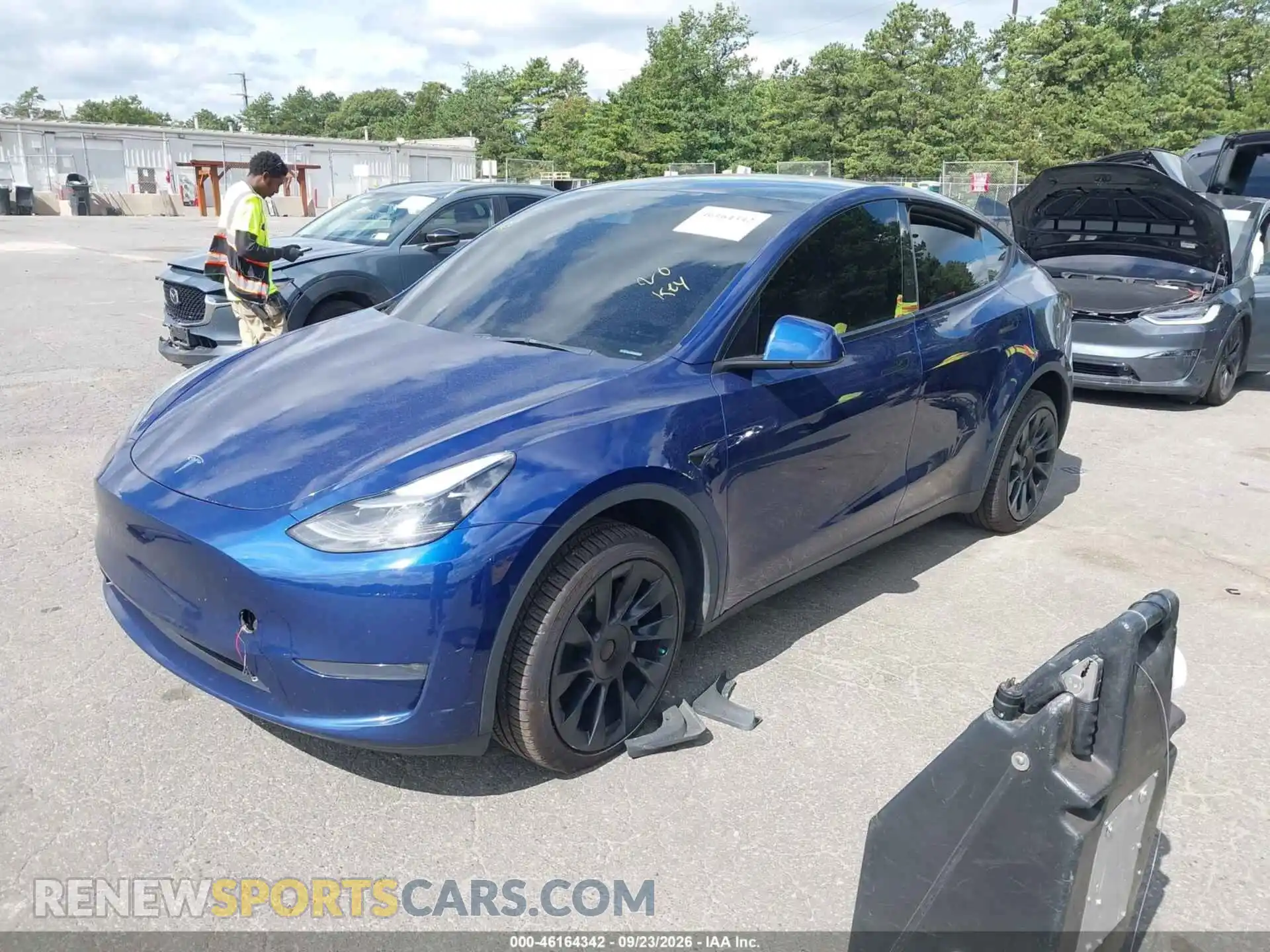 2 Photograph of a damaged car 7SAYGDEE6PA168506 TESLA MODEL Y 2023