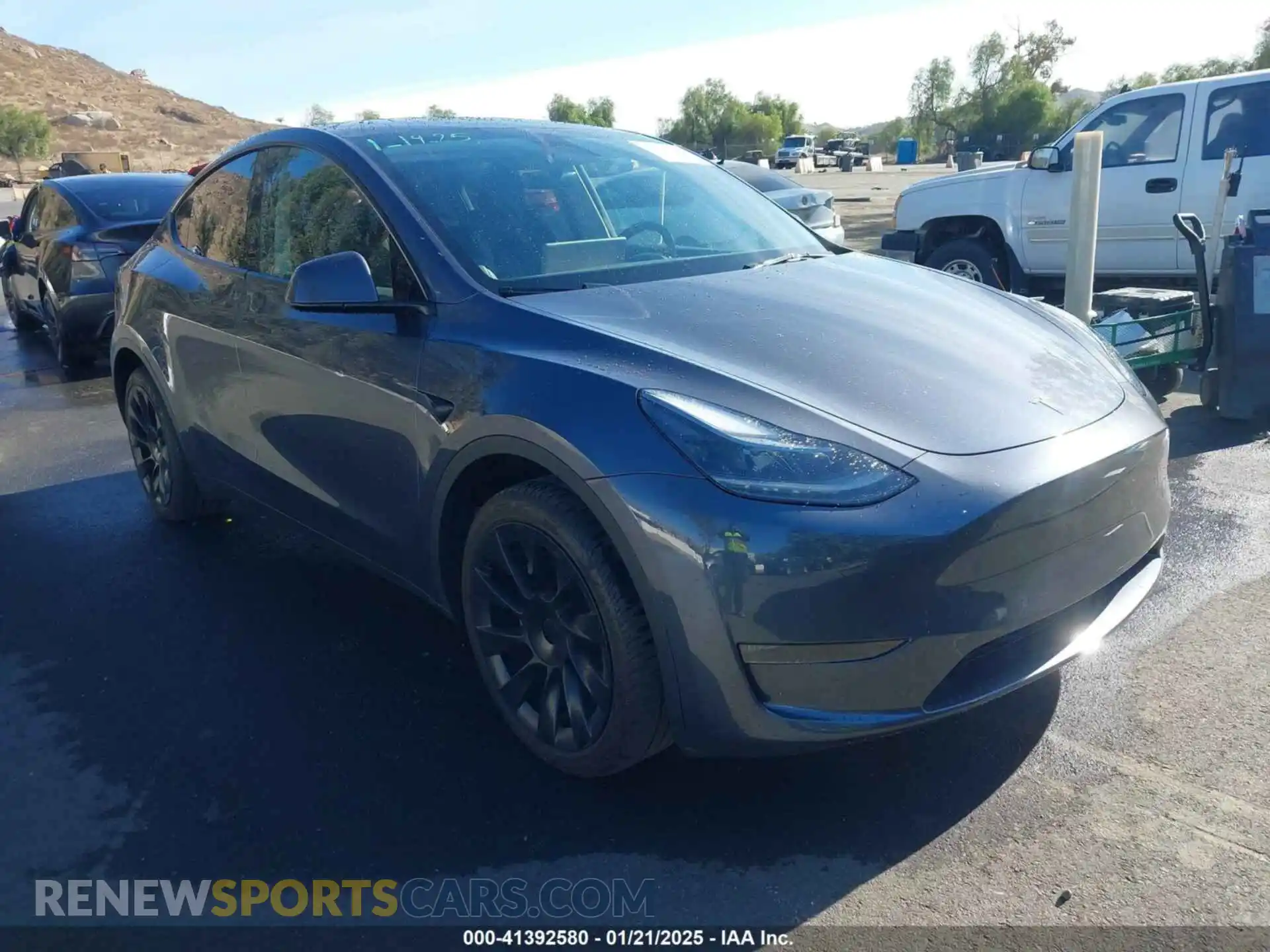 1 Photograph of a damaged car 7SAYGDEE6PA186777 TESLA MODEL Y 2023