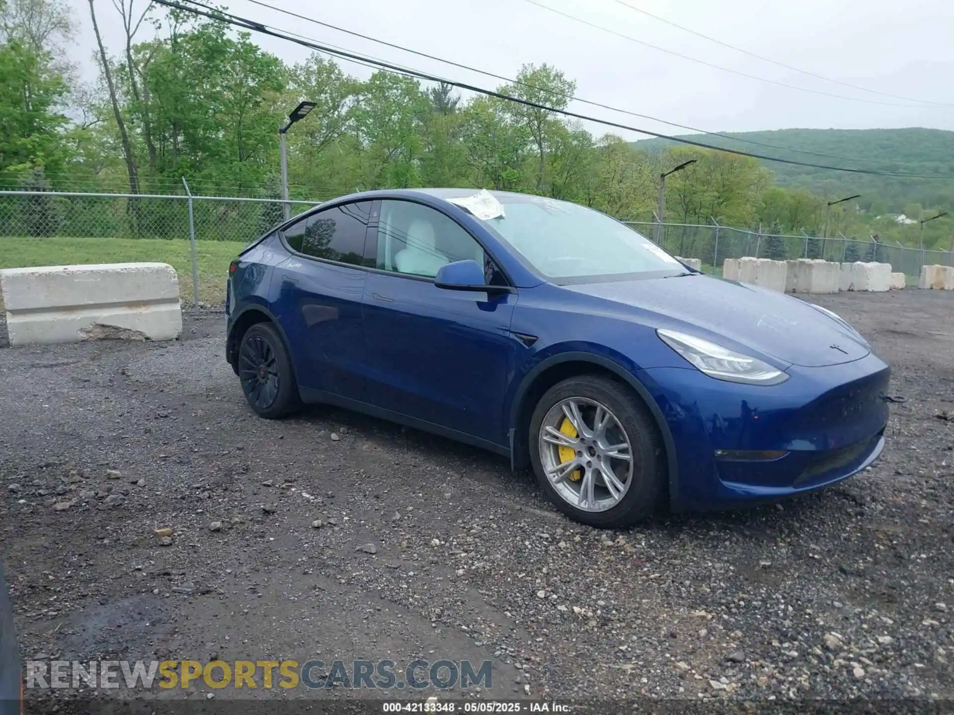 1 Photograph of a damaged car 7SAYGDEE6PF603981 TESLA MODEL Y 2023