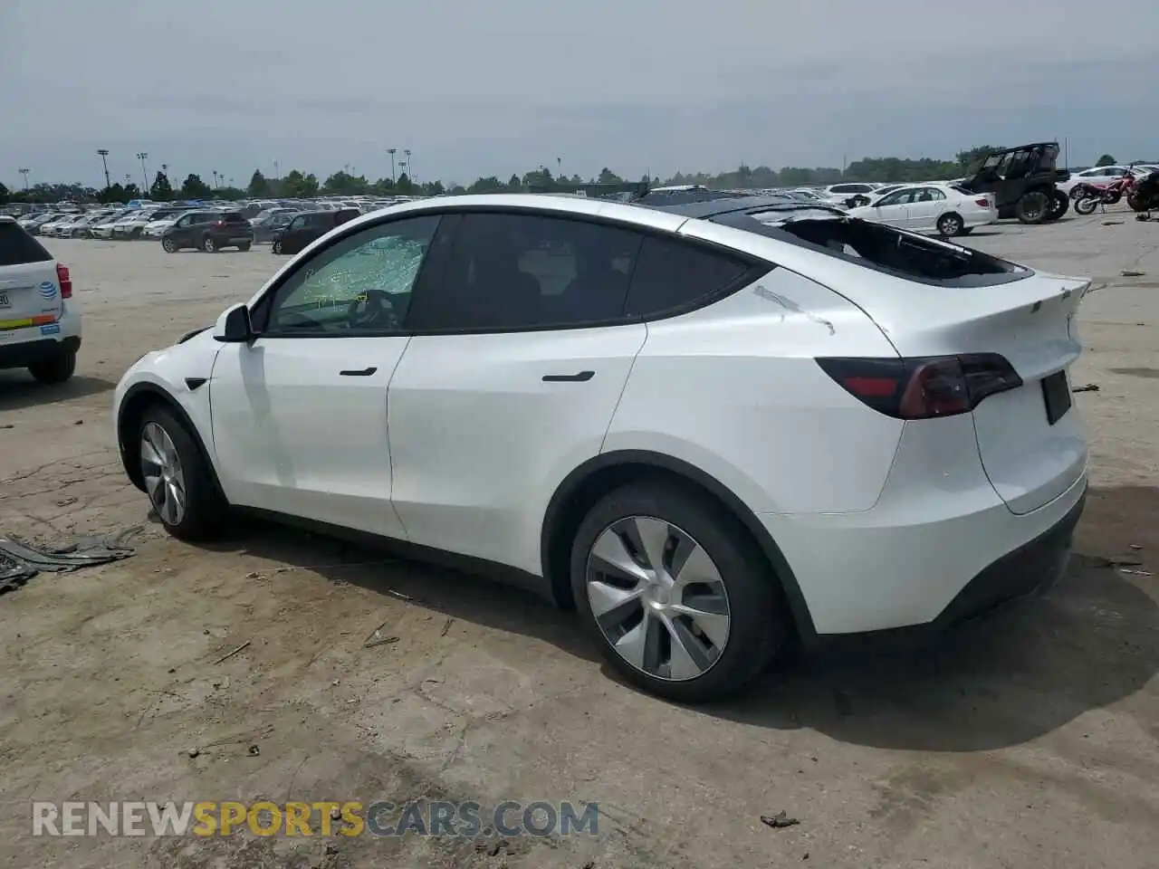 2 Photograph of a damaged car 7SAYGDEE6PF604211 TESLA MODEL Y 2023