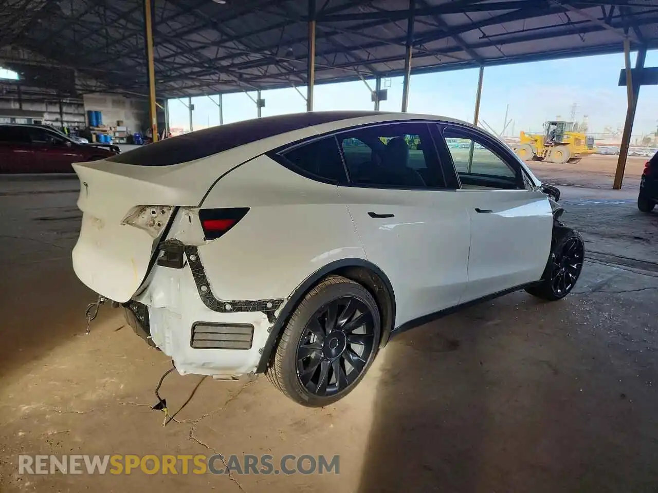 3 Photograph of a damaged car 7SAYGDEE6PF626581 TESLA MODEL Y 2023