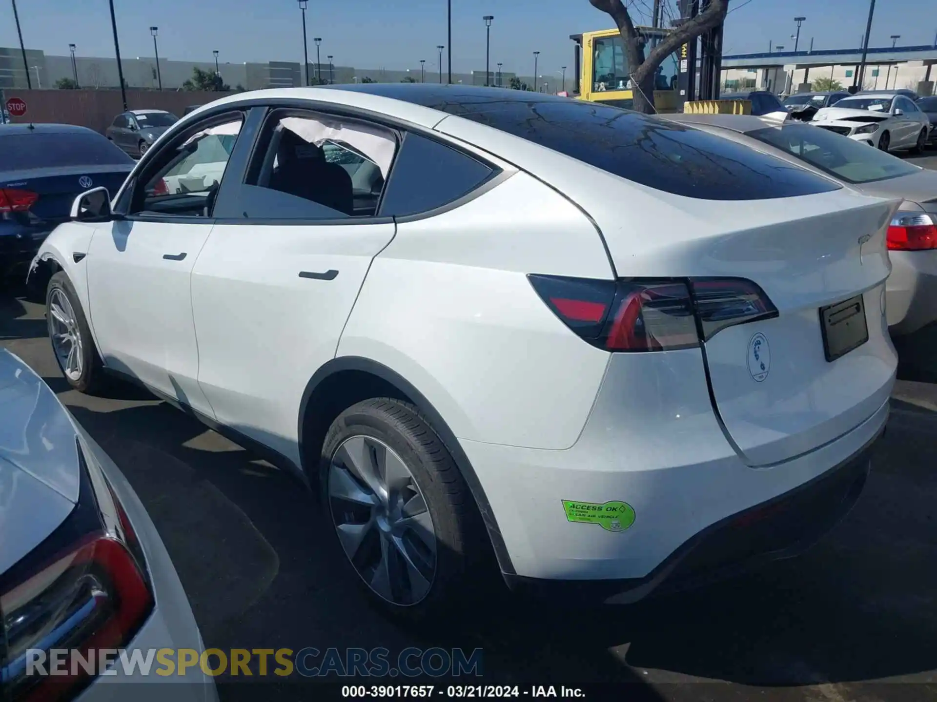 3 Photograph of a damaged car 7SAYGDEE6PF628914 TESLA MODEL Y 2023
