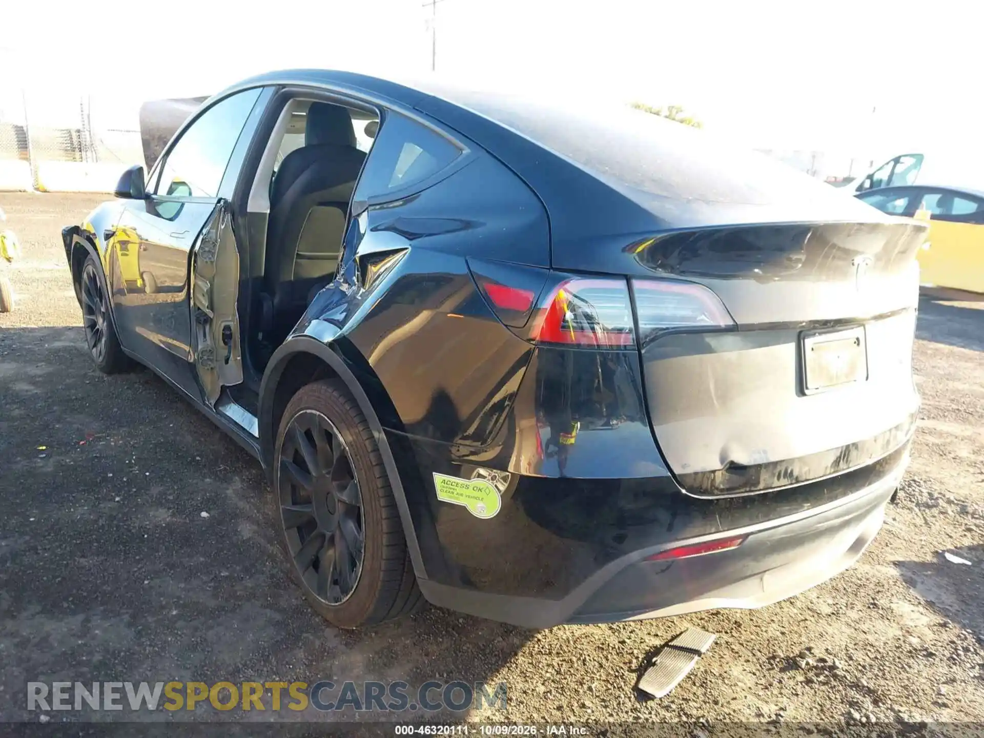 3 fotografías del automóvil dañado 7SAYGDEE6PF637094 TESLA MODEL Y 2023