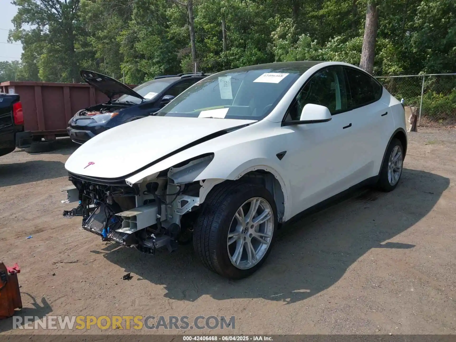 2 Photograph of a damaged car 7SAYGDEE6PF684013 TESLA MODEL Y 2023