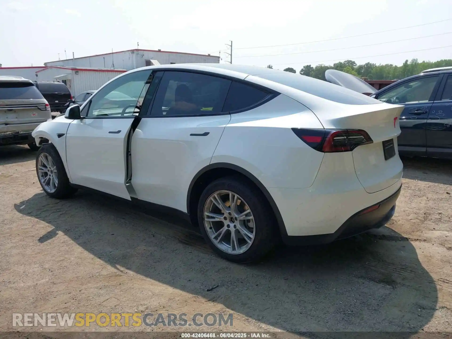 3 Photograph of a damaged car 7SAYGDEE6PF684013 TESLA MODEL Y 2023