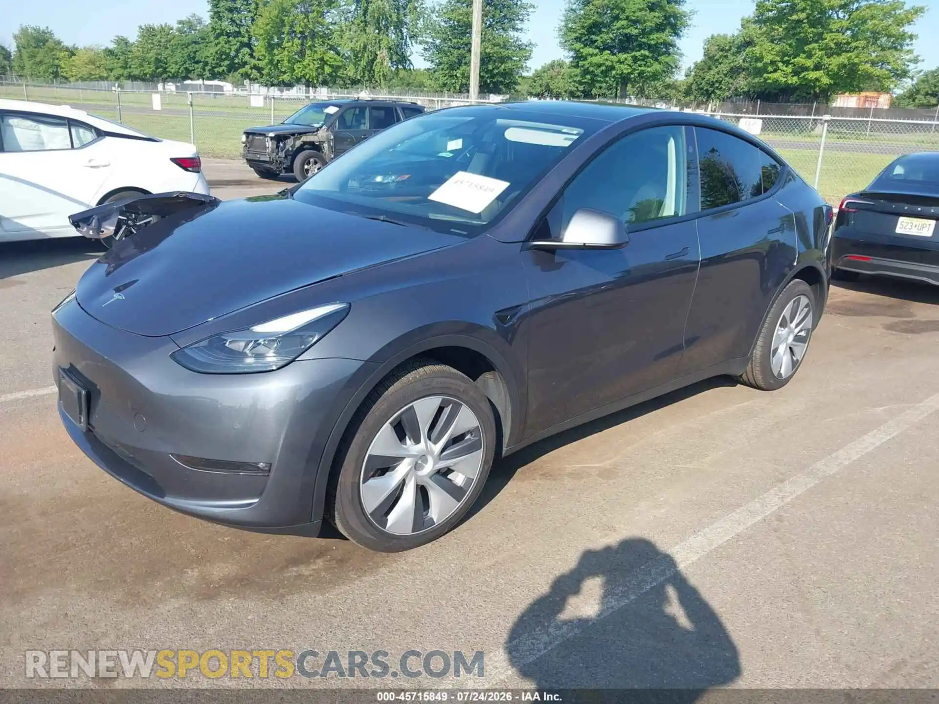 2 Photograph of a damaged car 7SAYGDEE6PF859117 TESLA MODEL Y 2023