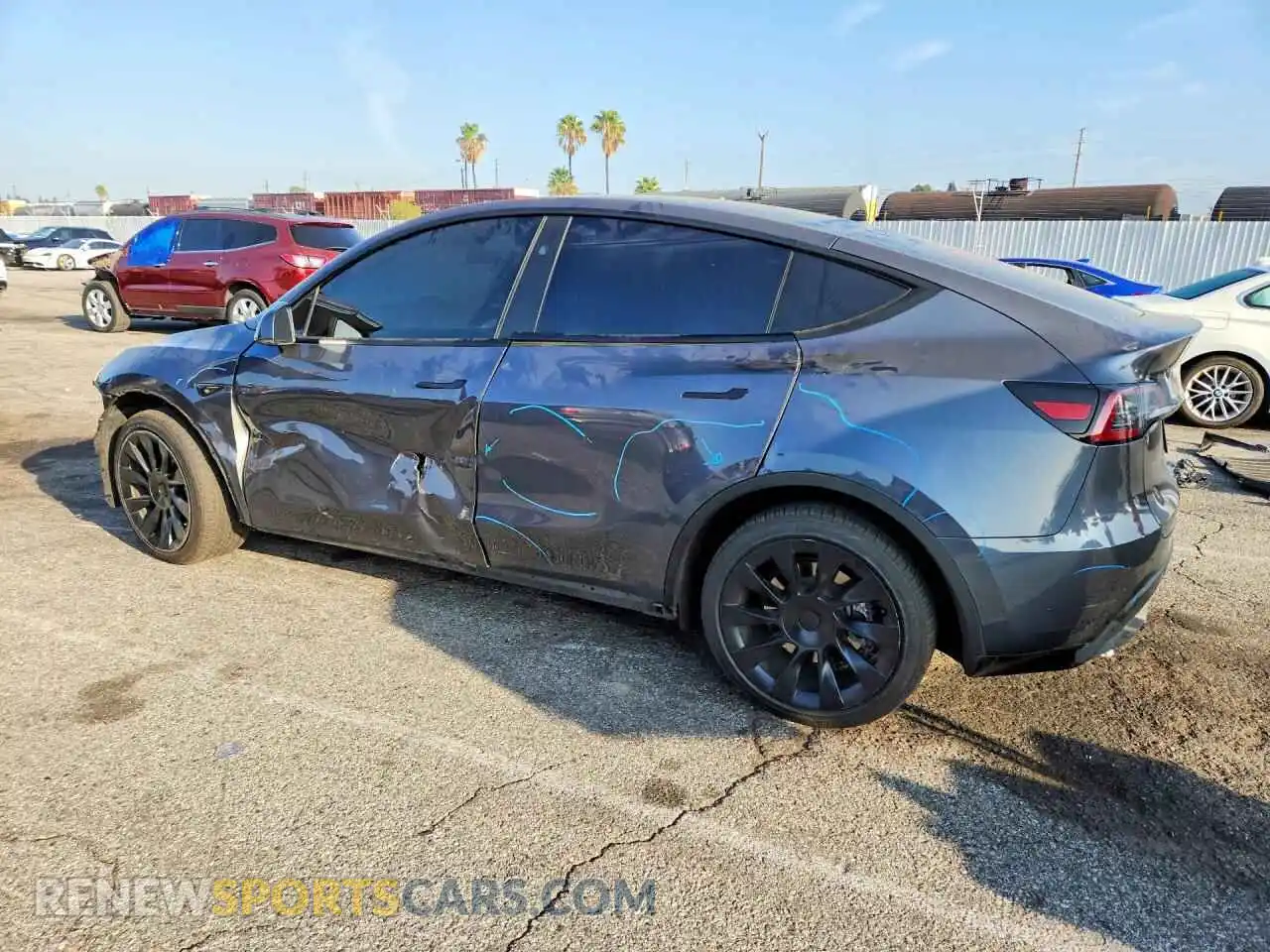 2 Photograph of a damaged car 7SAYGDEE6PF871283 TESLA MODEL Y 2023