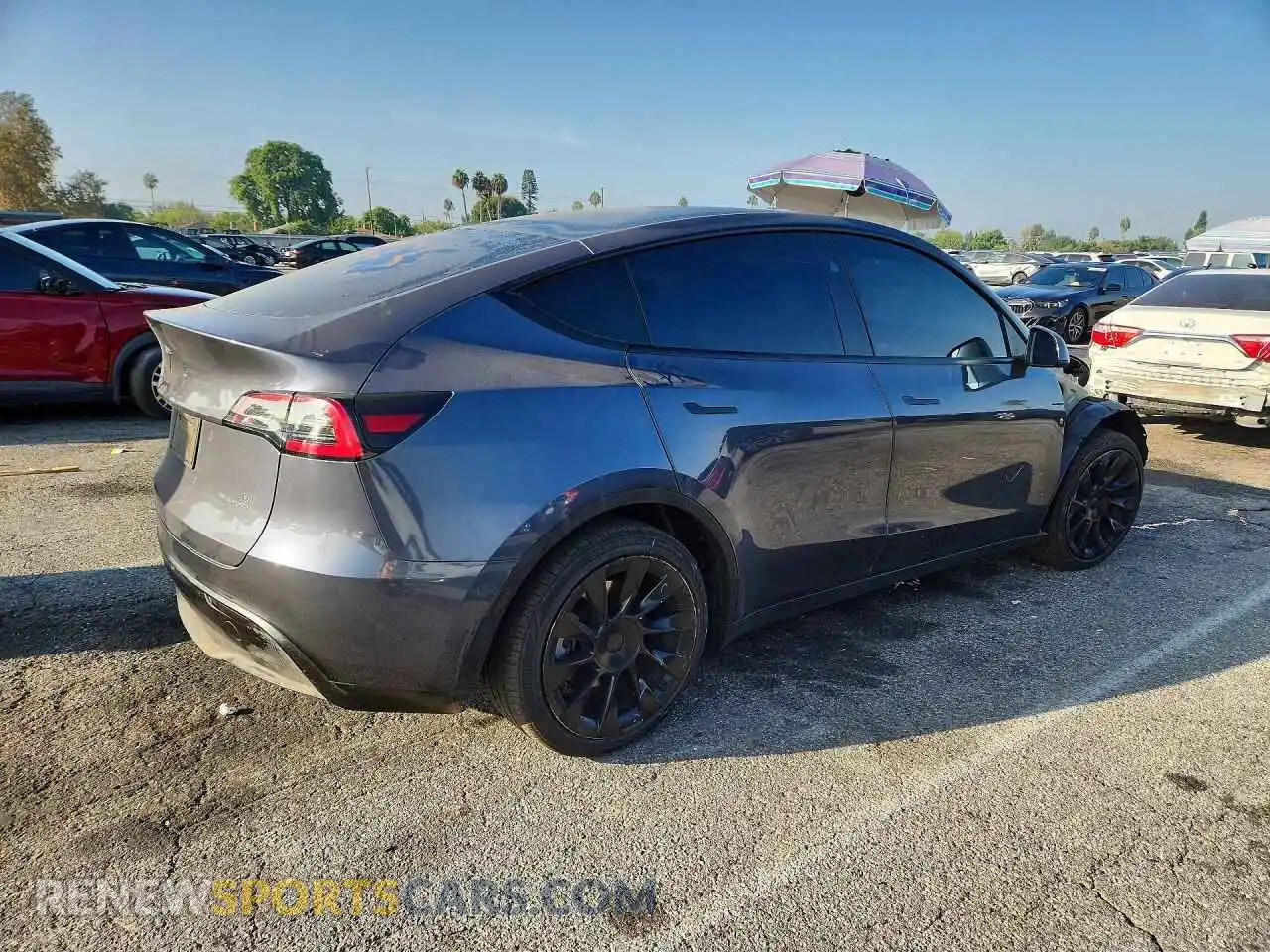 3 Photograph of a damaged car 7SAYGDEE6PF871283 TESLA MODEL Y 2023