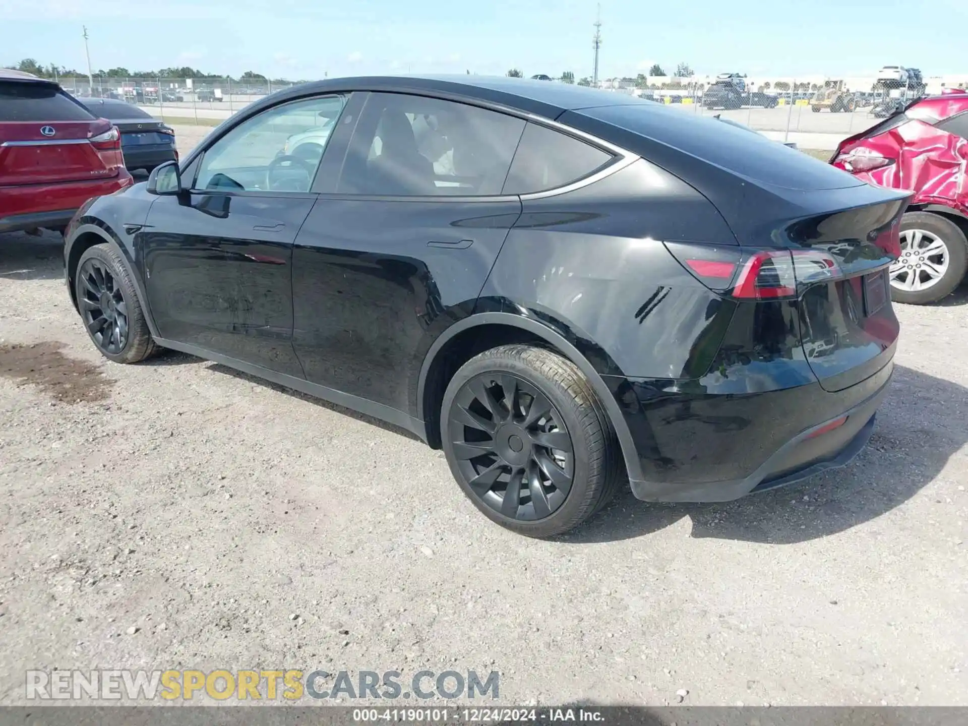 3 Photograph of a damaged car 7SAYGDEE6PF876841 TESLA MODEL Y 2023