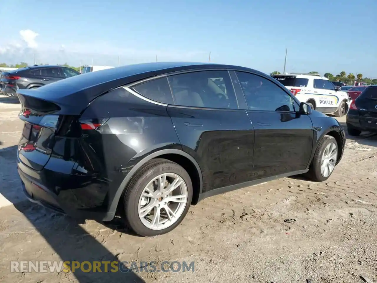 3 Photograph of a damaged car 7SAYGDEE6PF894725 TESLA MODEL Y 2023