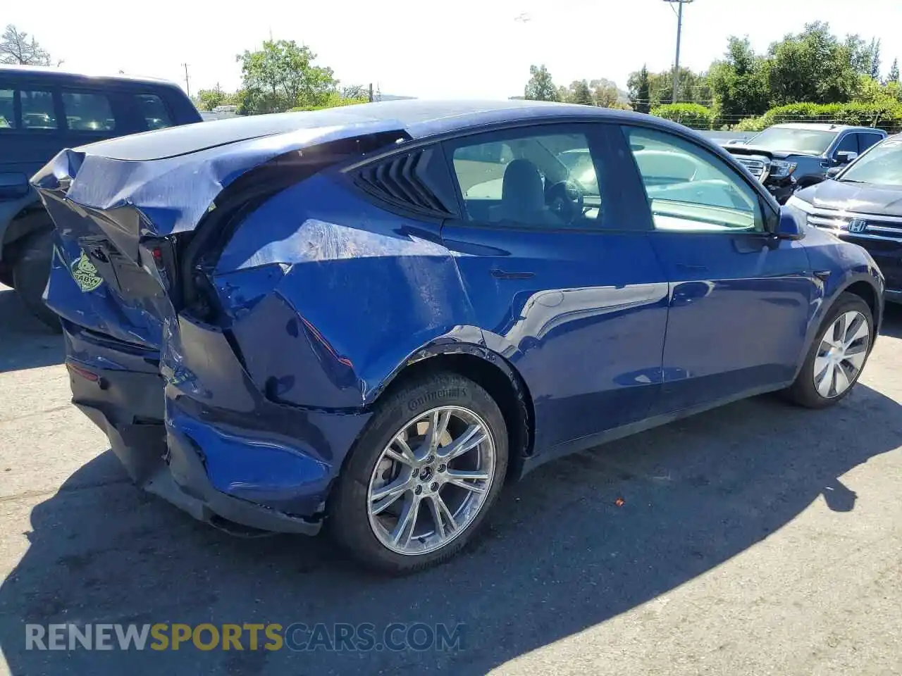 3 Photograph of a damaged car 7SAYGDEE6PF939212 TESLA MODEL Y 2023