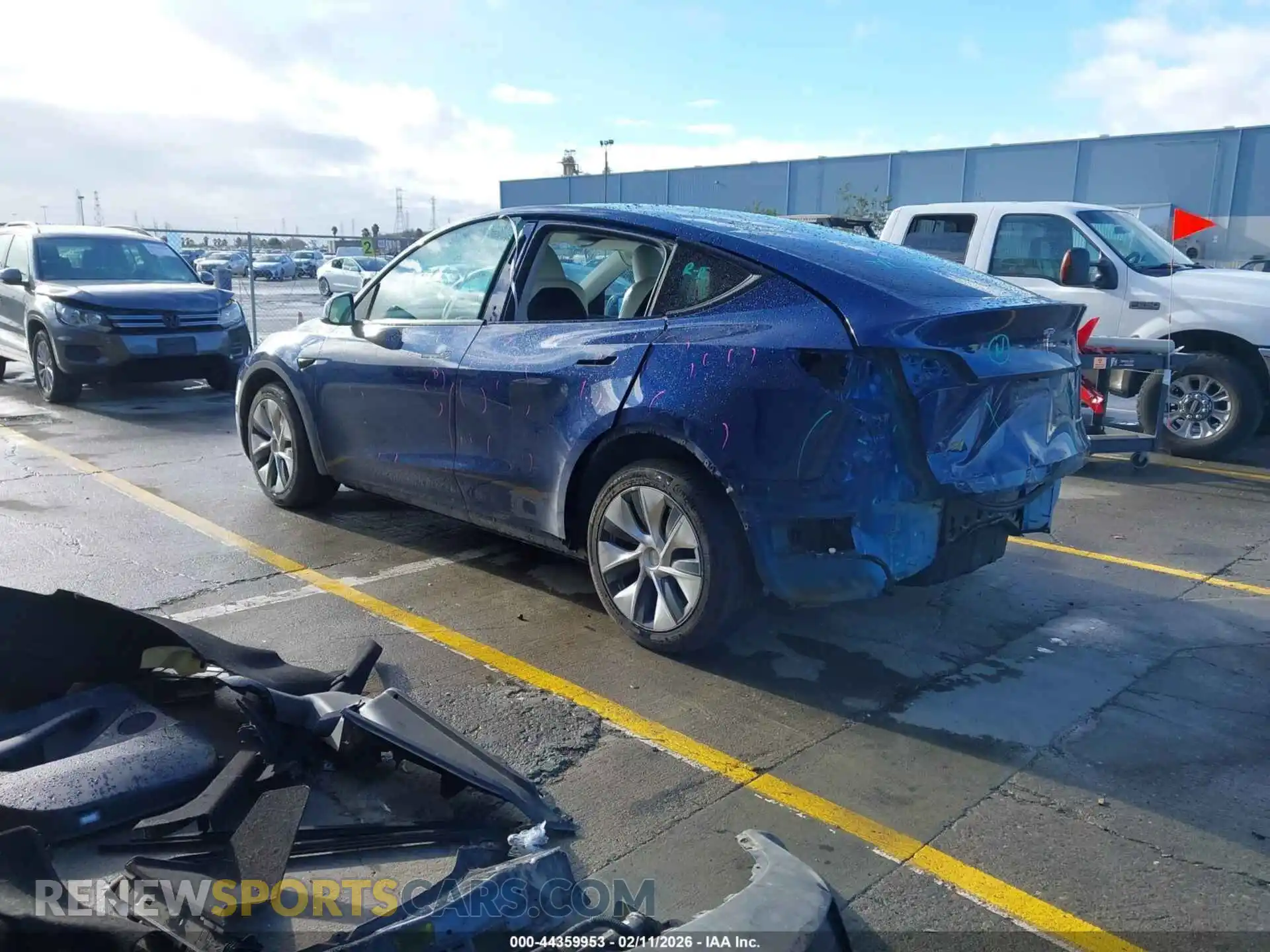 3 Фотография поврежденного автомобиля 7SAYGDEE6PF969696 TESLA MODEL Y 2023