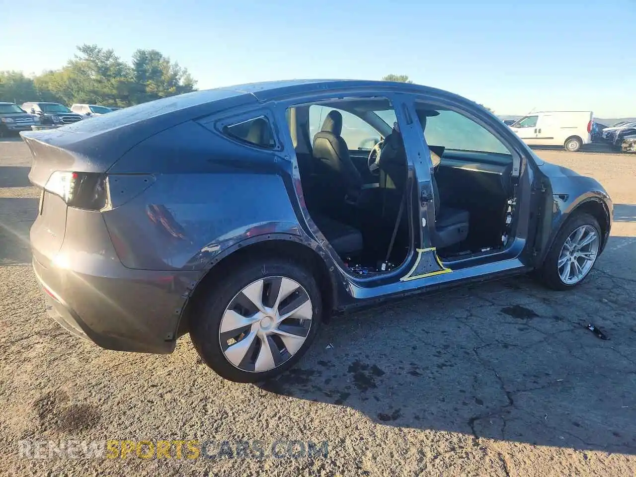 3 Фотография поврежденного автомобиля 7SAYGDEE6PF978723 TESLA MODEL Y 2023