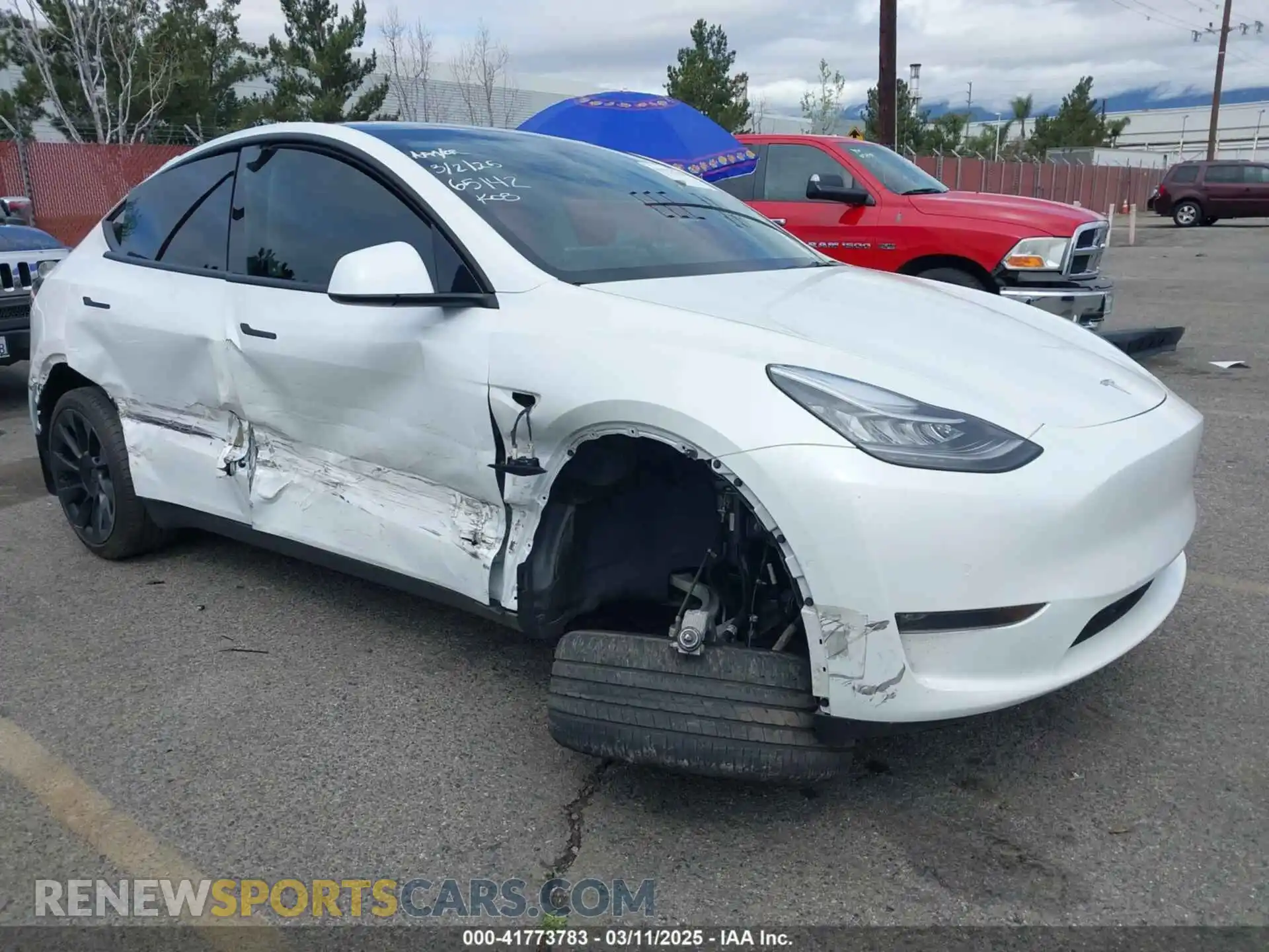 1 fotografías del automóvil dañado 7SAYGDEE7PA023295 TESLA MODEL Y 2023