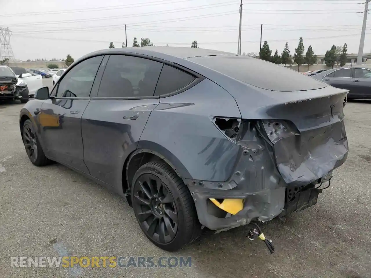 2 Photograph of a damaged car 7SAYGDEE7PA029761 TESLA MODEL Y 2023