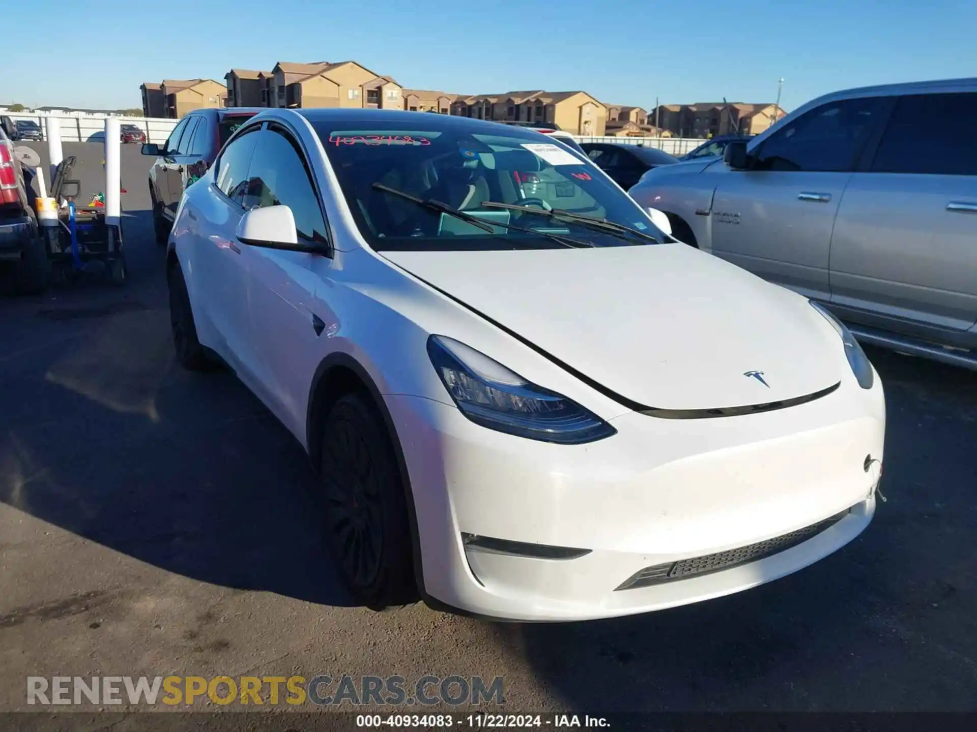 1 Photograph of a damaged car 7SAYGDEE7PA042008 TESLA MODEL Y 2023