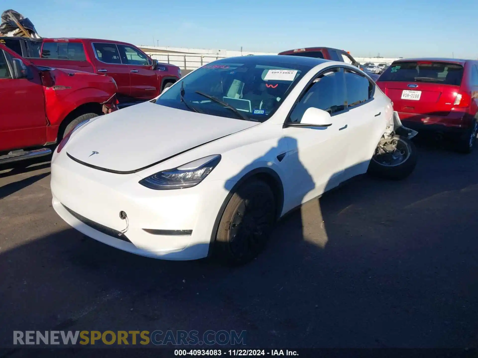 2 Photograph of a damaged car 7SAYGDEE7PA042008 TESLA MODEL Y 2023