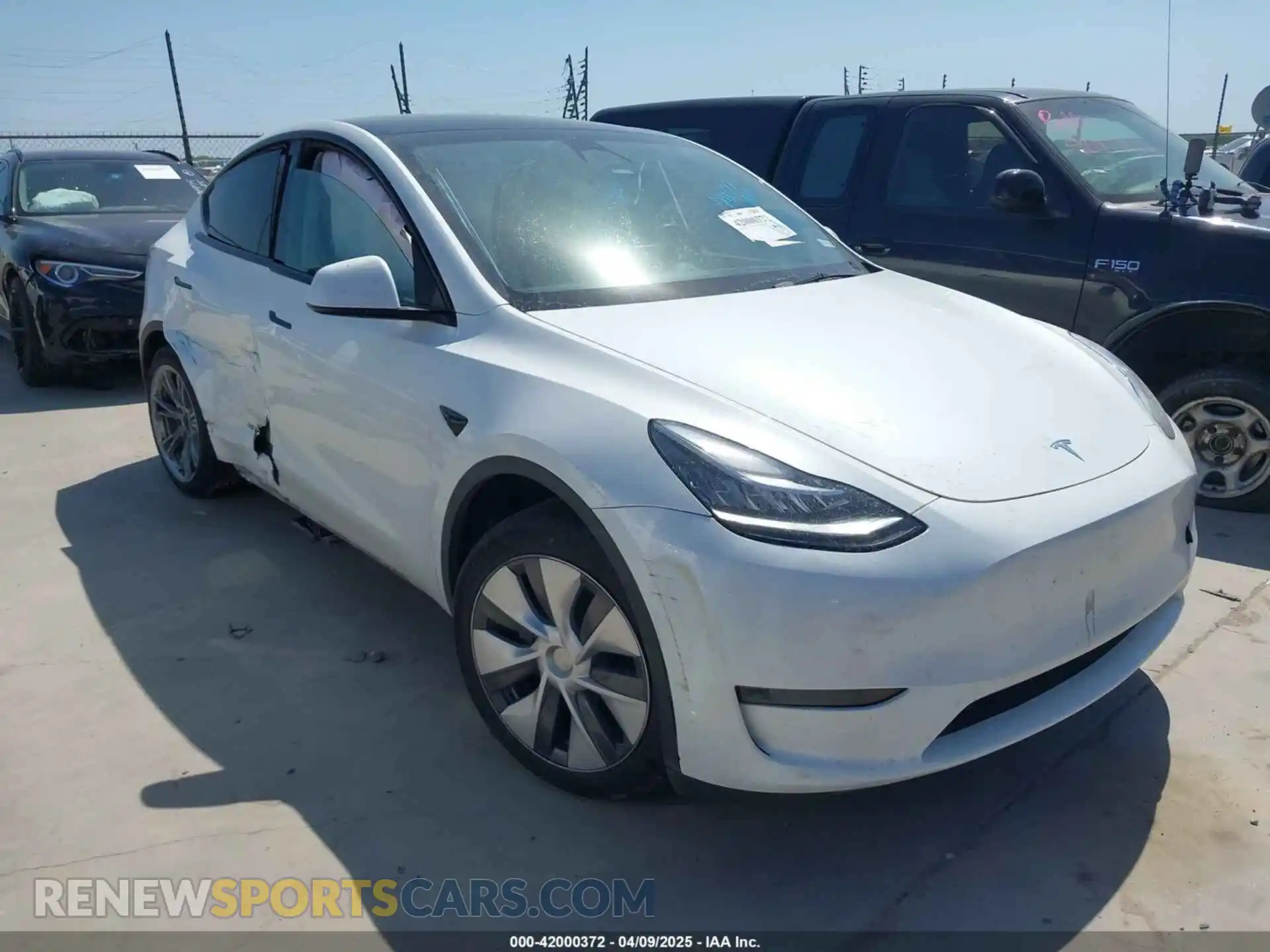 1 Photograph of a damaged car 7SAYGDEE7PA062551 TESLA MODEL Y 2023