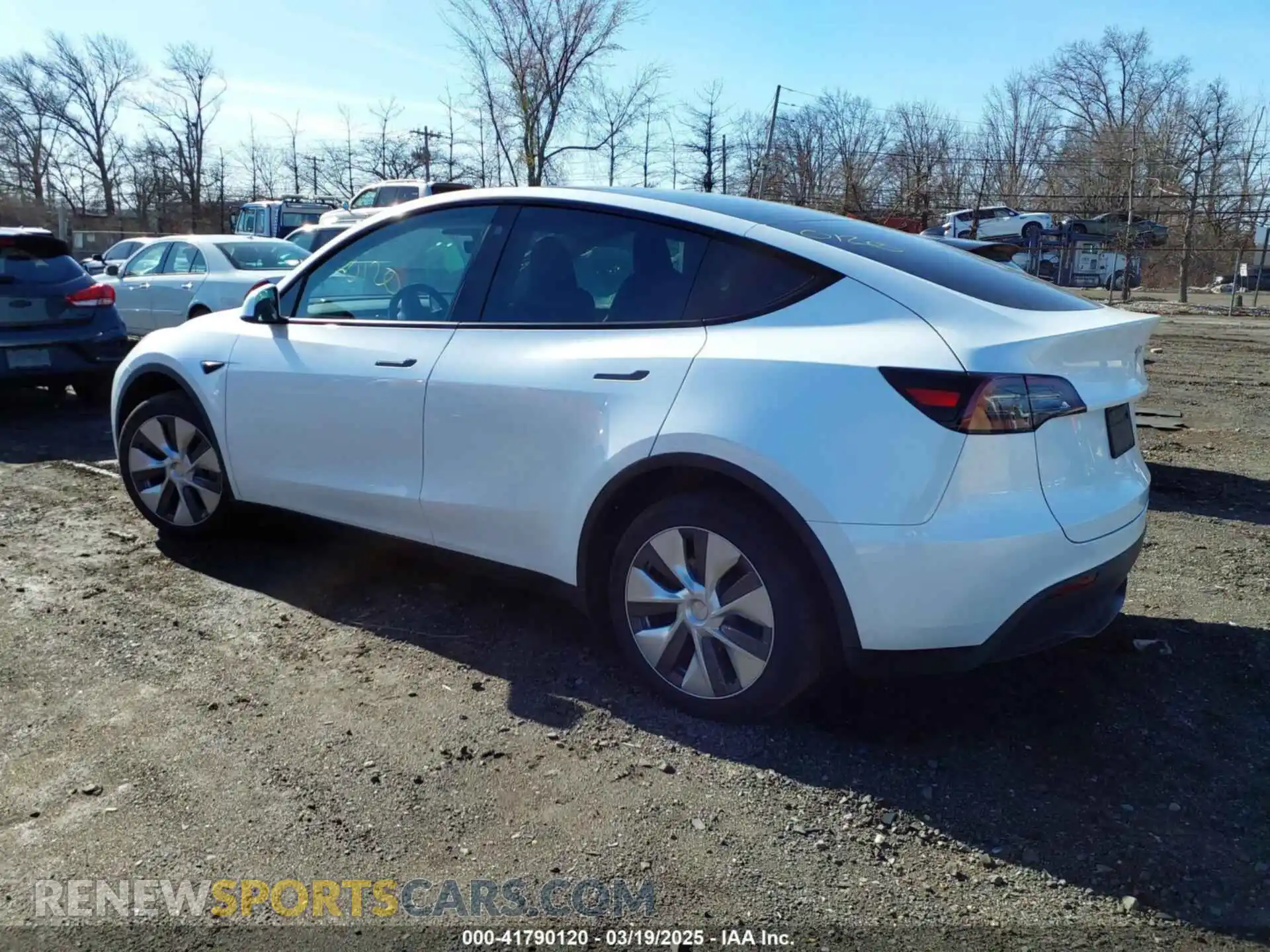 3 Photograph of a damaged car 7SAYGDEE7PA082976 TESLA MODEL Y 2023