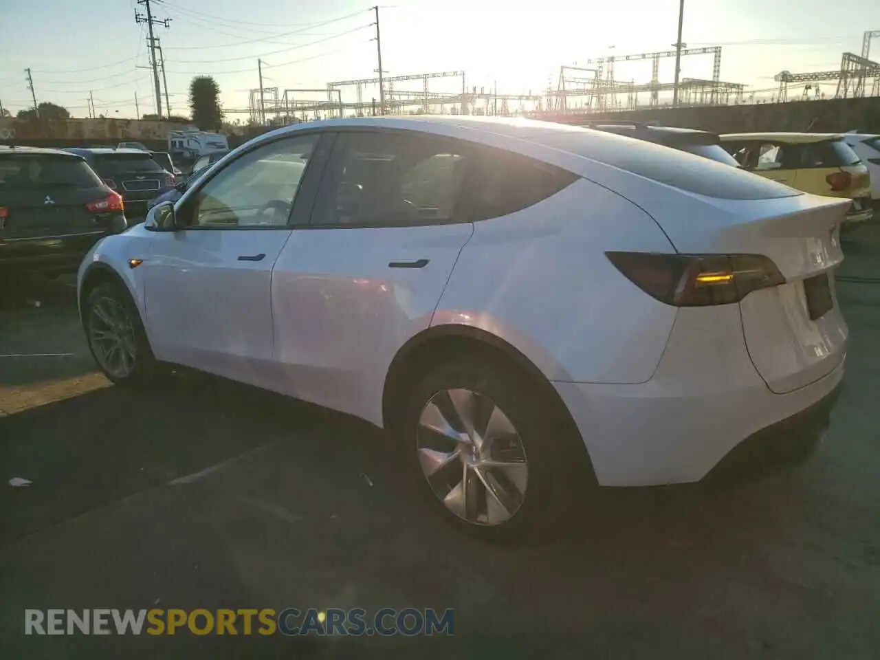 2 Photograph of a damaged car 7SAYGDEE7PA104684 TESLA MODEL Y 2023
