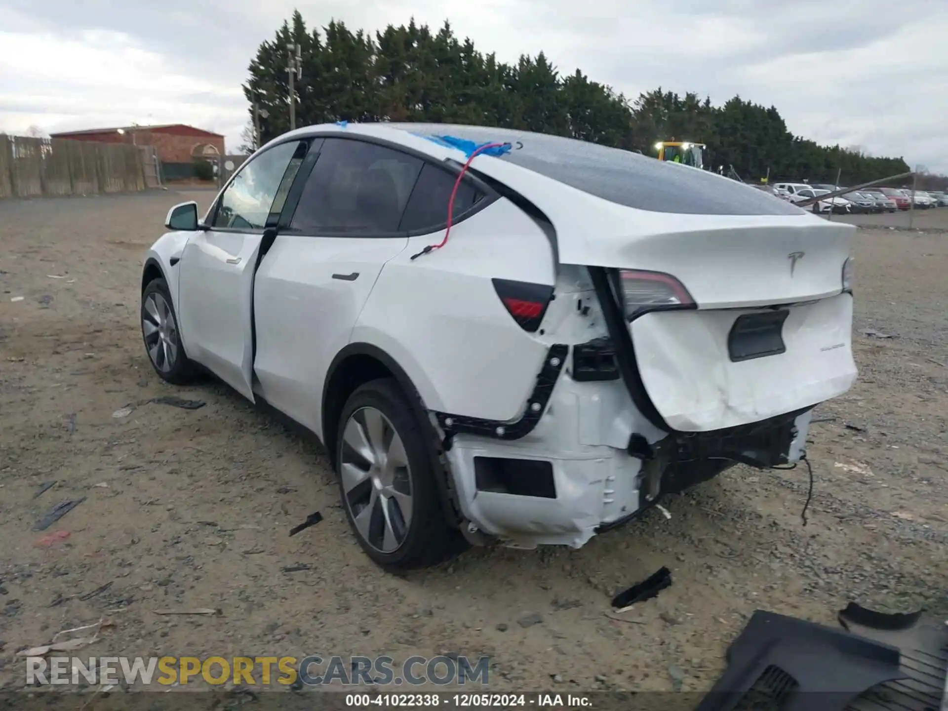 3 Photograph of a damaged car 7SAYGDEE7PA121615 TESLA MODEL Y 2023