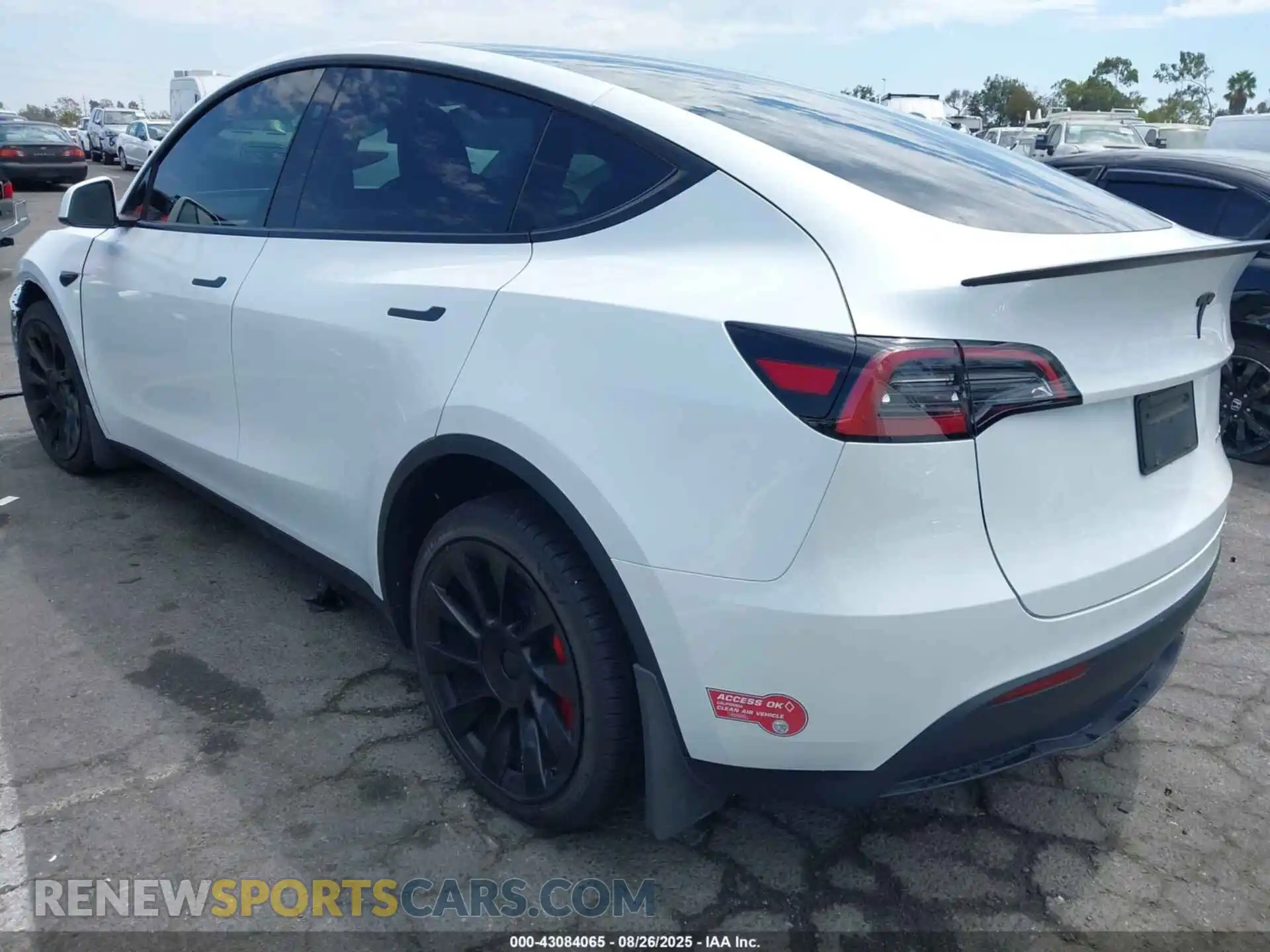 3 fotografías del automóvil dañado 7SAYGDEE7PA124885 TESLA MODEL Y 2023