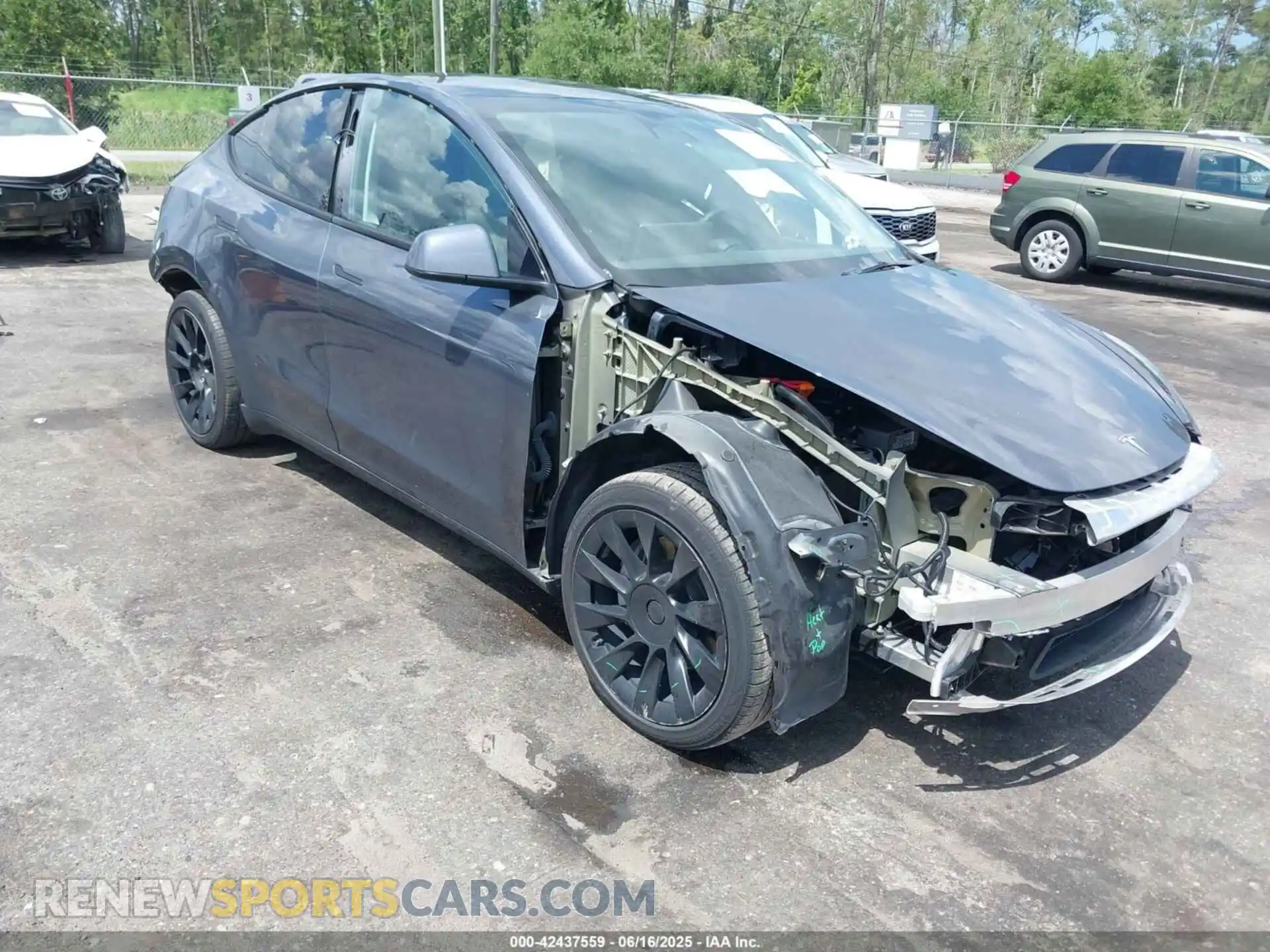 1 Photograph of a damaged car 7SAYGDEE7PA126958 TESLA MODEL Y 2023
