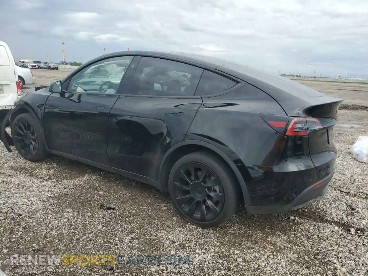 2 Photograph of a damaged car 7SAYGDEE7PA137443 TESLA MODEL Y 2023