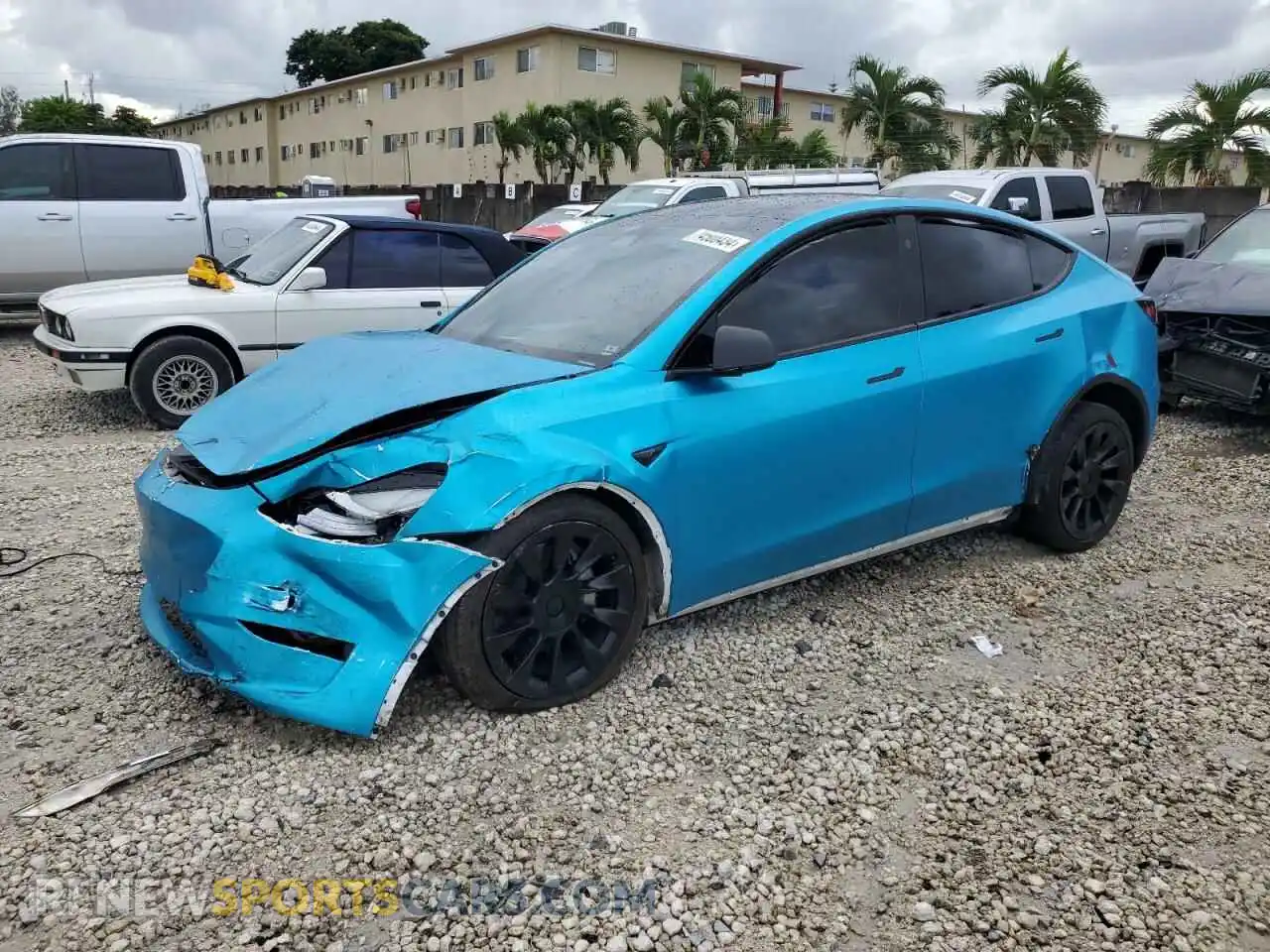 1 Photograph of a damaged car 7SAYGDEE7PA139404 TESLA MODEL Y 2023