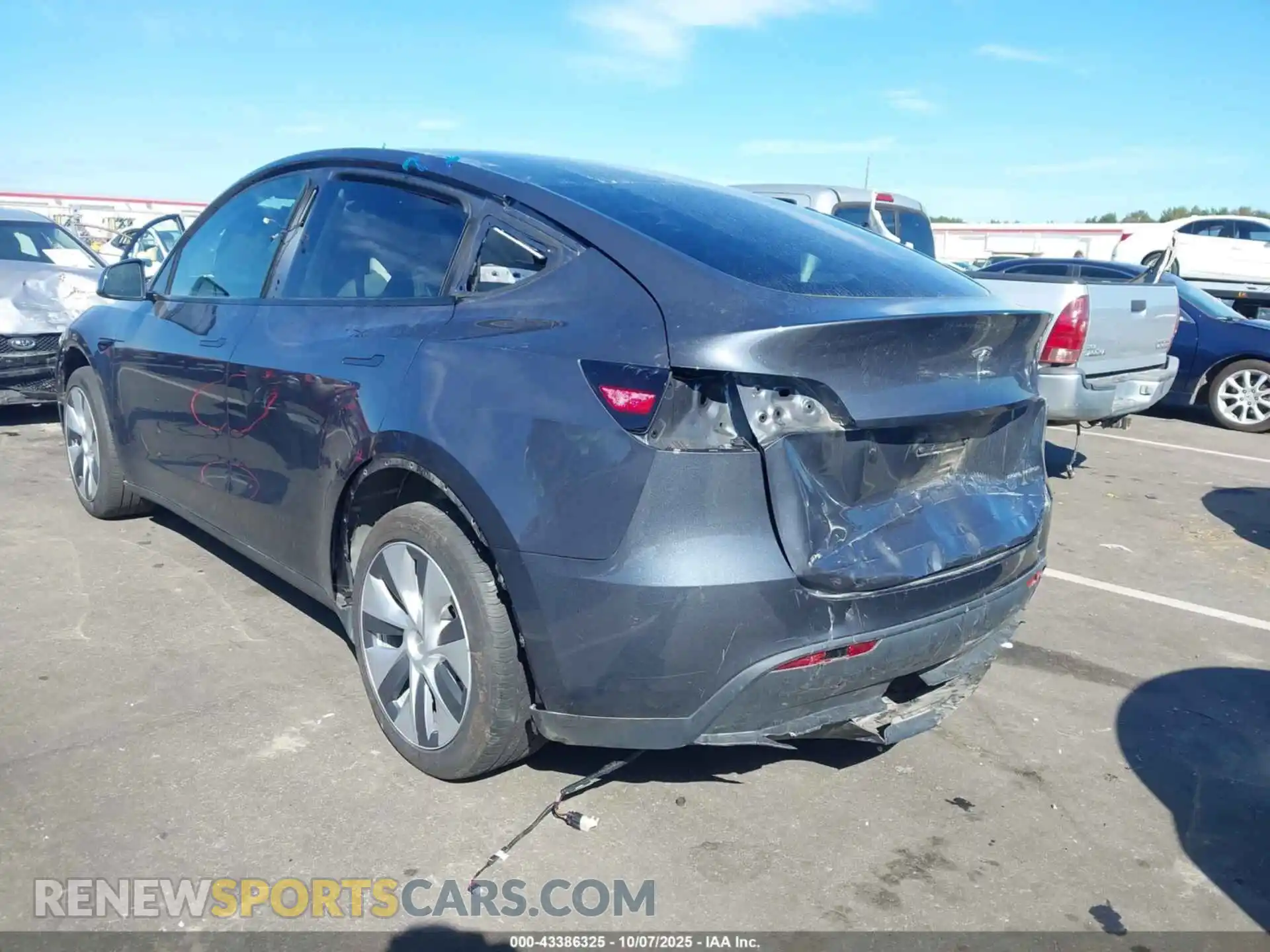 3 Photograph of a damaged car 7SAYGDEE7PA152458 TESLA MODEL Y 2023
