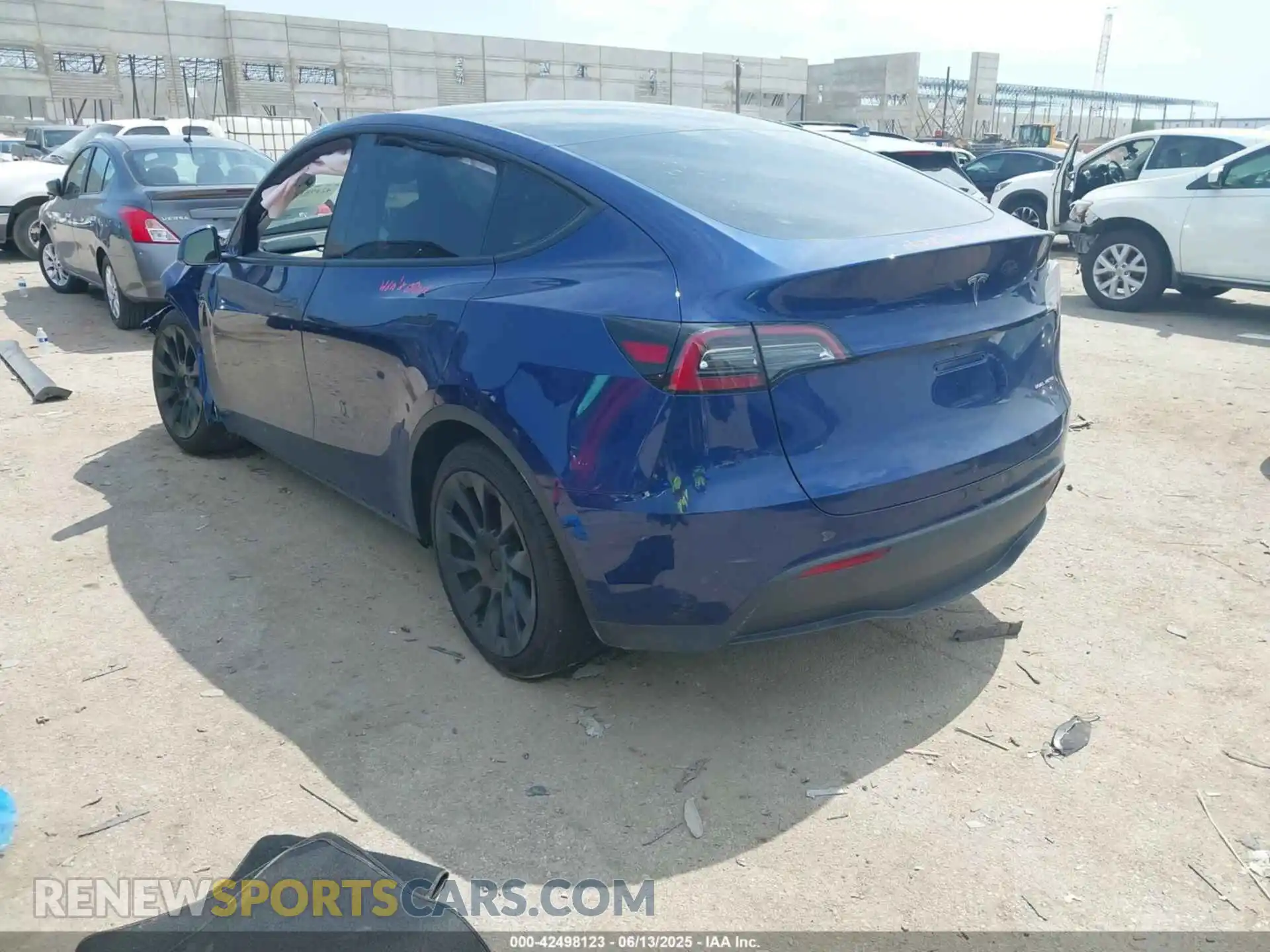 3 fotografías del automóvil dañado 7SAYGDEE7PA171396 TESLA MODEL Y 2023