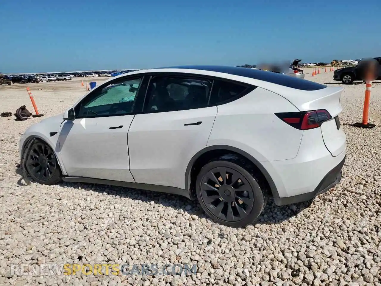 2 Photograph of a damaged car 7SAYGDEE7PA178350 TESLA MODEL Y 2023