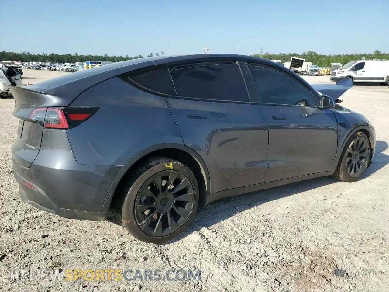 3 Фотография поврежденного автомобиля 7SAYGDEE7PA199067 TESLA MODEL Y 2023