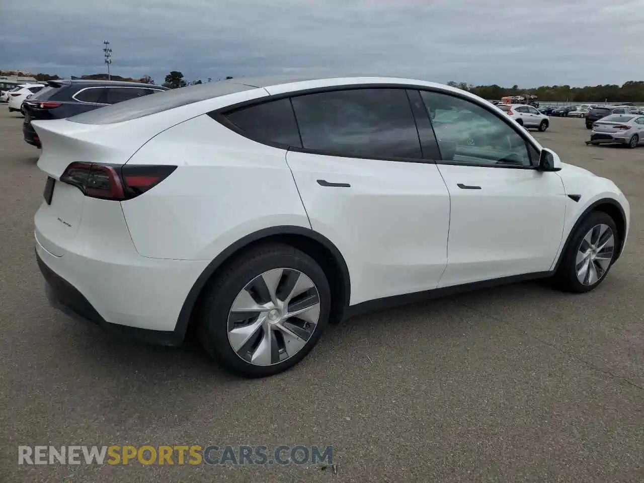 3 Photograph of a damaged car 7SAYGDEE7PF666443 TESLA MODEL Y 2023