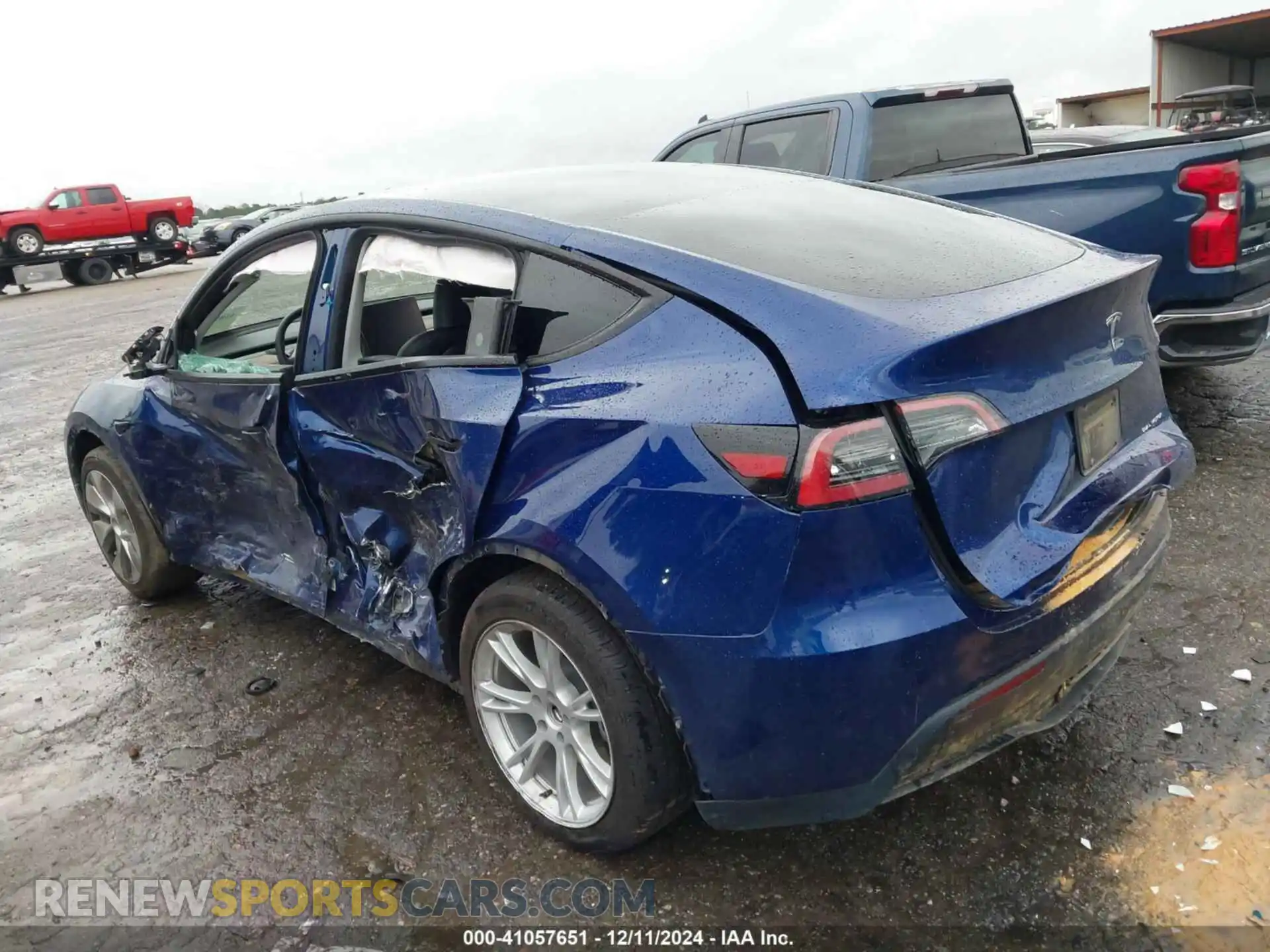 3 Photograph of a damaged car 7SAYGDEE7PF673988 TESLA MODEL Y 2023