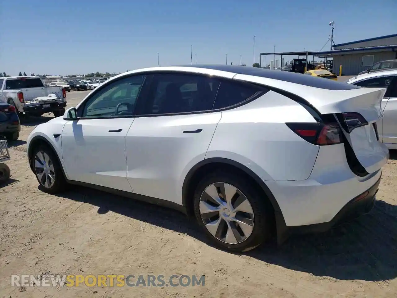 2 Photograph of a damaged car 7SAYGDEE7PF675451 TESLA MODEL Y 2023