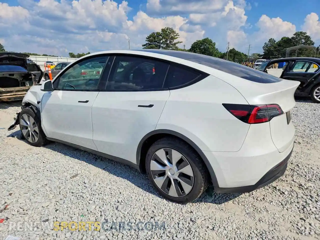 2 fotografías del automóvil dañado 7SAYGDEE7PF686367 TESLA MODEL Y 2023