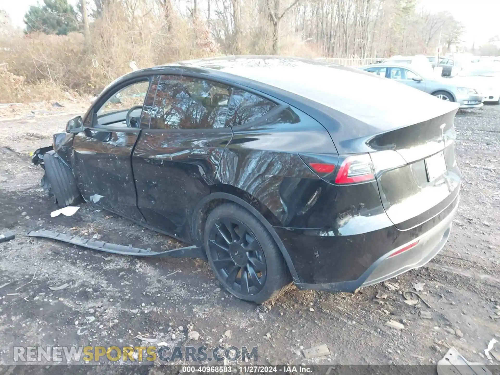 3 Photograph of a damaged car 7SAYGDEE7PF688703 TESLA MODEL Y 2023