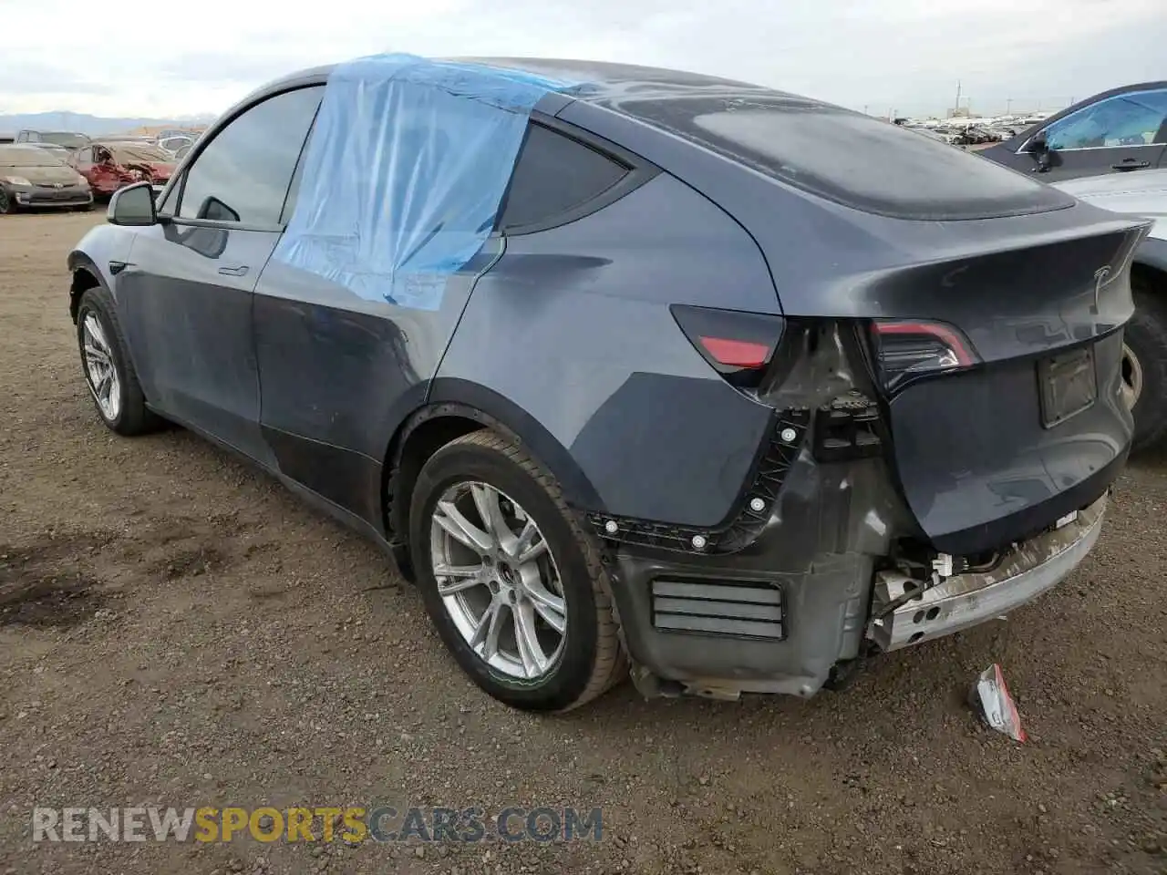 2 Photograph of a damaged car 7SAYGDEE7PF706519 TESLA MODEL Y 2023