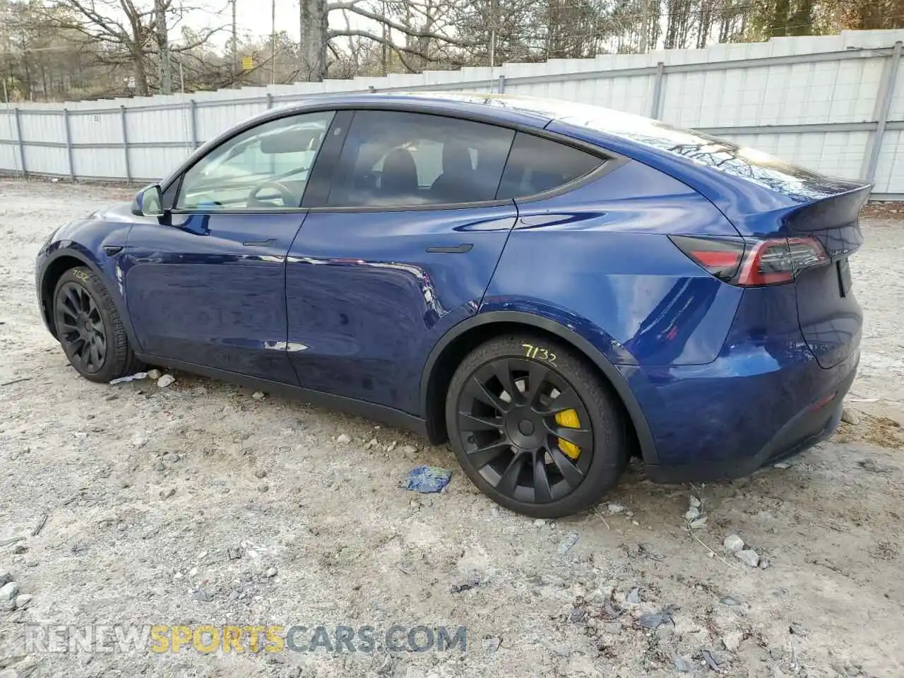 2 Photograph of a damaged car 7SAYGDEE7PF762900 TESLA MODEL Y 2023