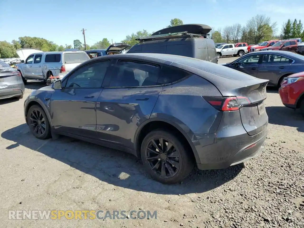 2 Photograph of a damaged car 7SAYGDEE7PF781902 TESLA MODEL Y 2023