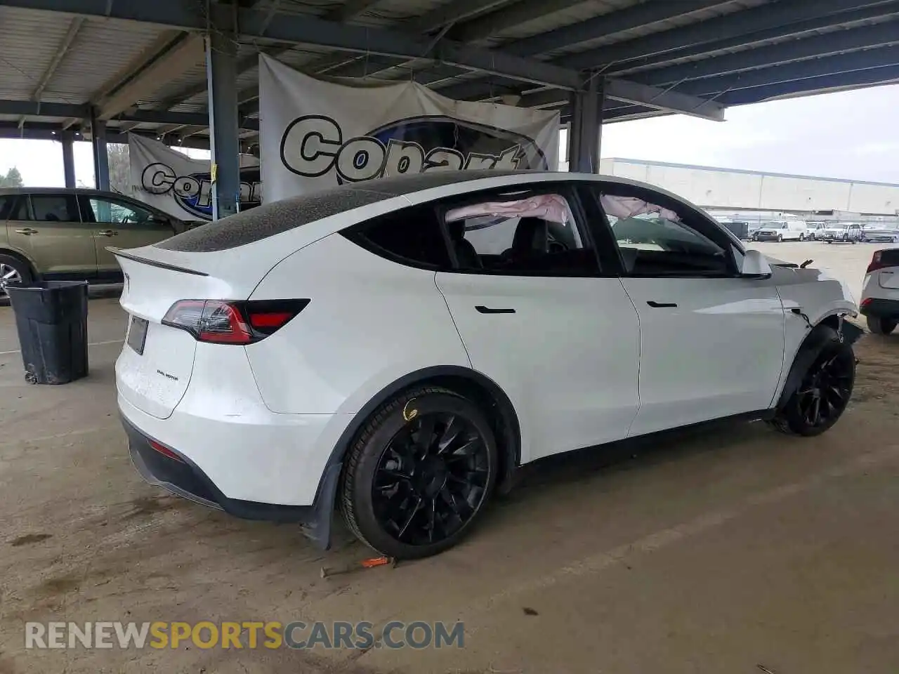 3 Photograph of a damaged car 7SAYGDEE7PF792429 TESLA MODEL Y 2023