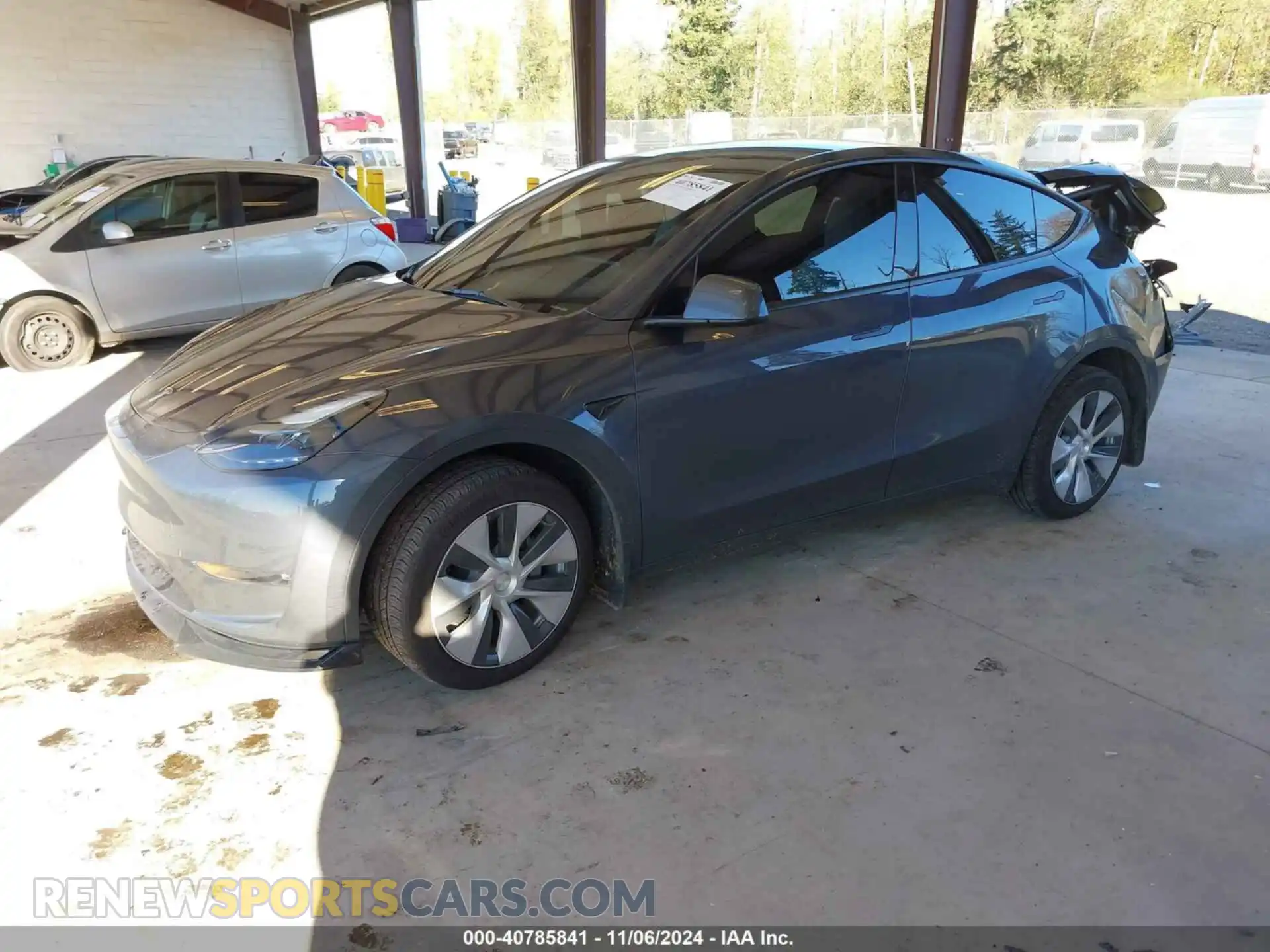 2 Photograph of a damaged car 7SAYGDEE7PF837465 TESLA MODEL Y 2023