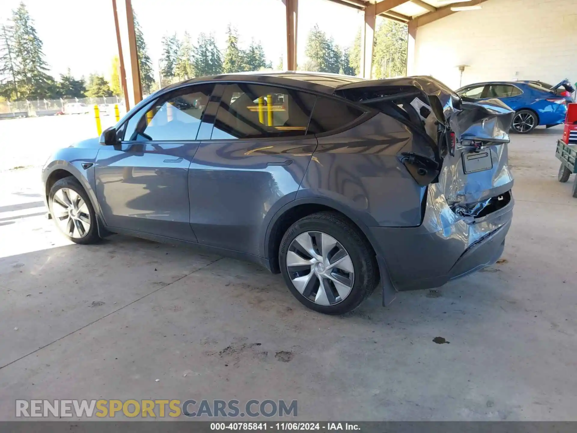 3 Photograph of a damaged car 7SAYGDEE7PF837465 TESLA MODEL Y 2023